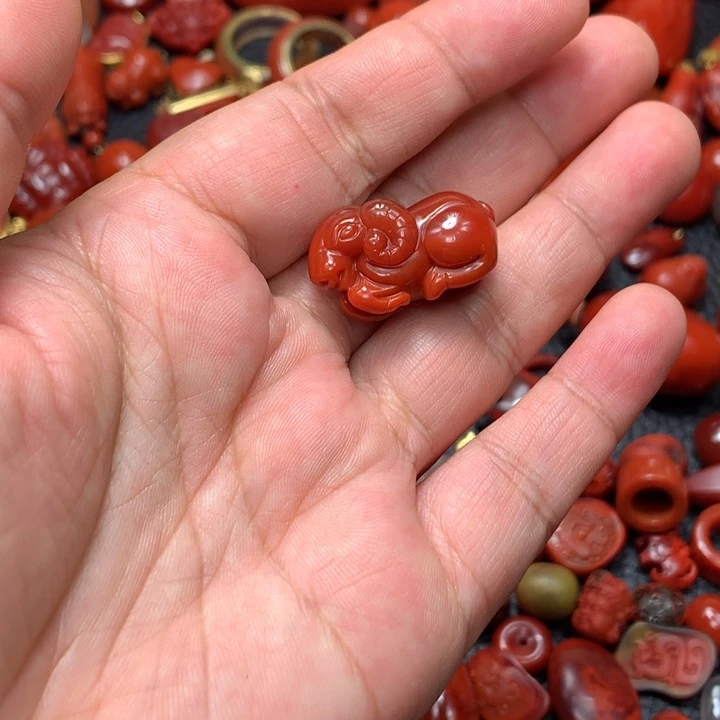 南红玛瑙未镶嵌项圈