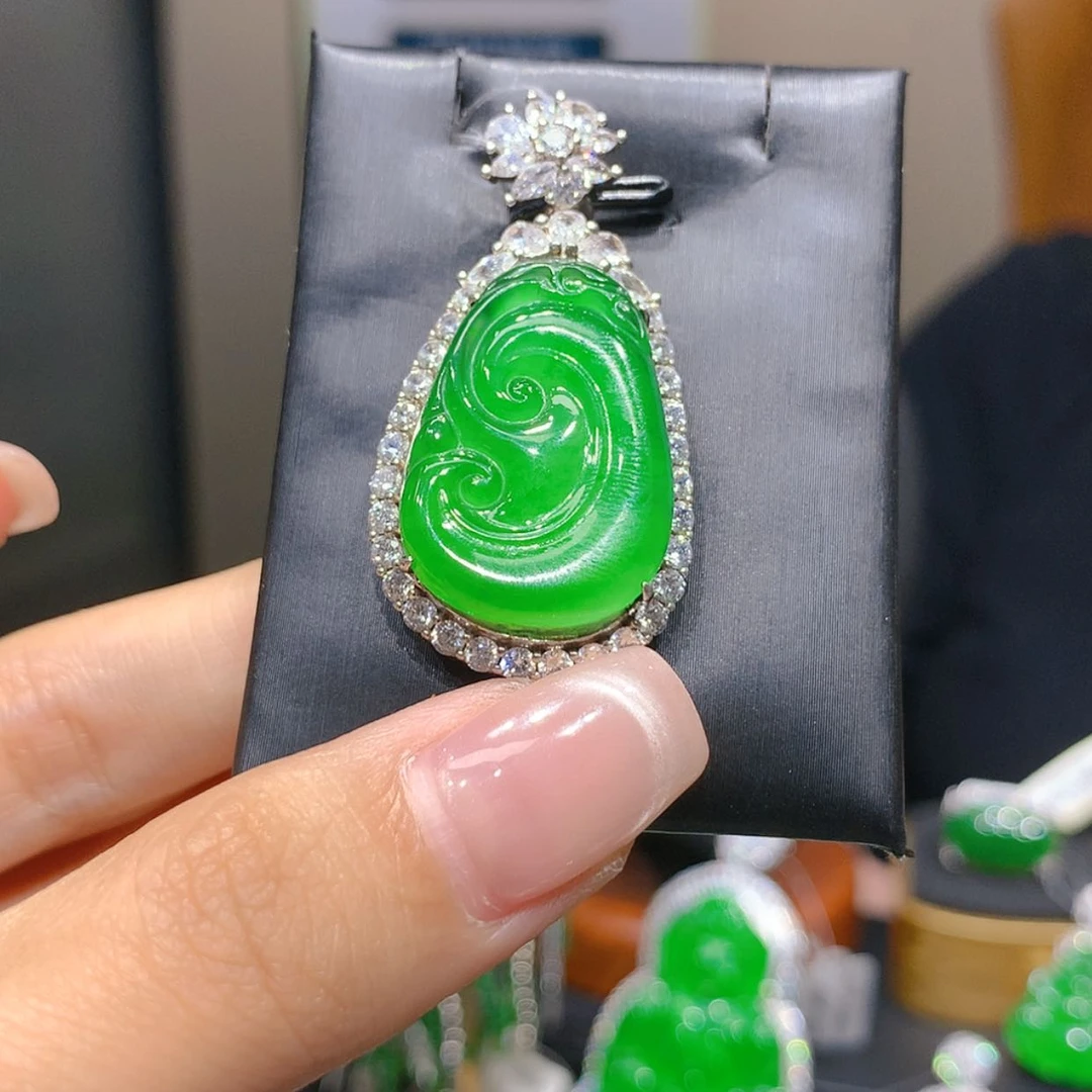【闪购商品】颈饰银S925镶嵌翡翠61柒姐