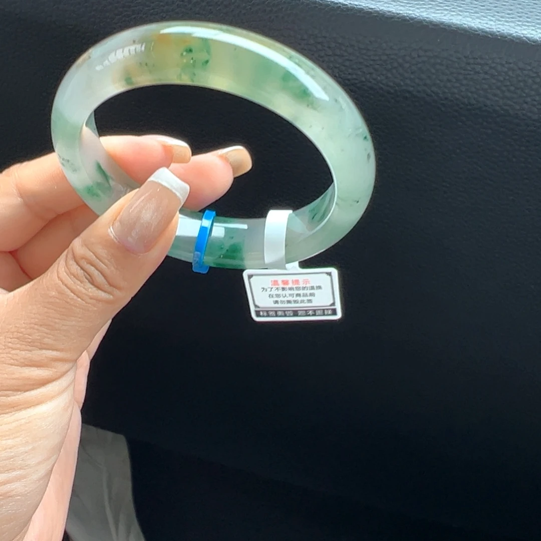 石英质玉未镶嵌手镯非洲翠5758