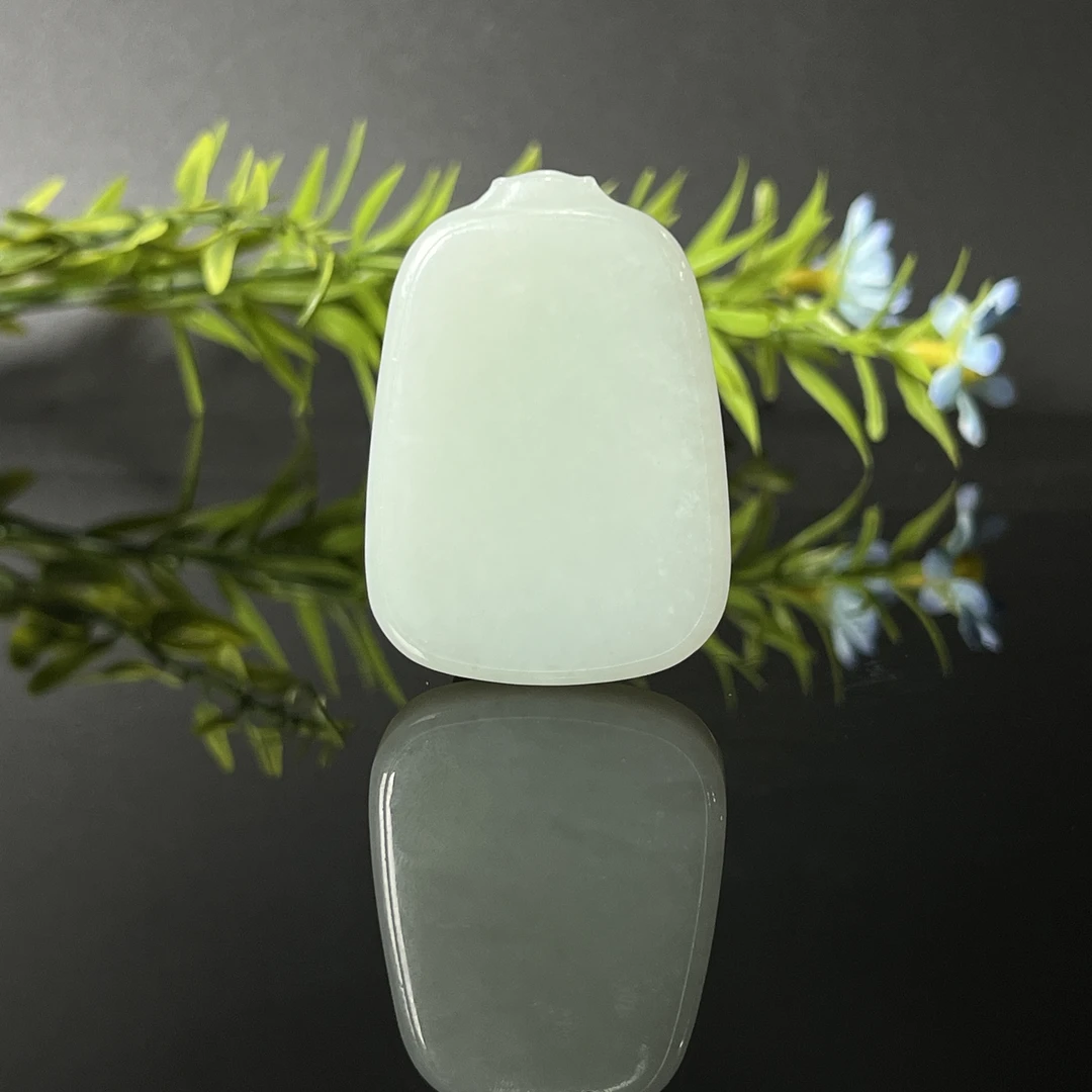 1217GC6610和田玉挂件