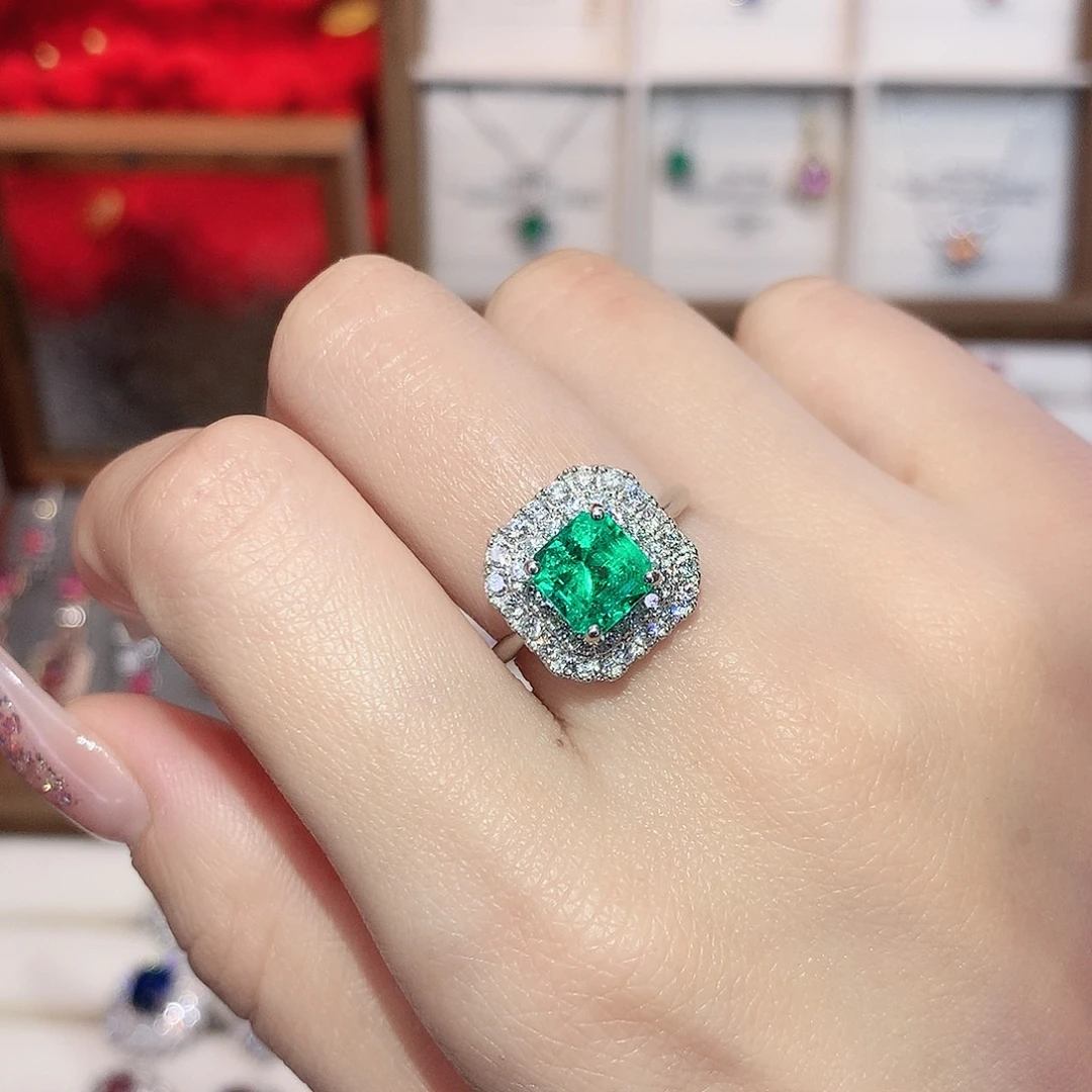 祖母绿铂Pt900镶嵌戒指1.65ct/天然宝石/七天无理由