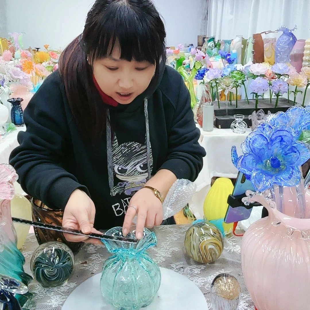 福利不退不退琉璃摆件