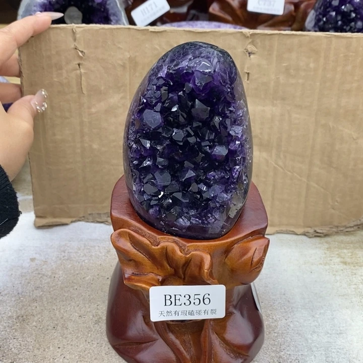 水晶大型摆件（非配饰）未镶嵌