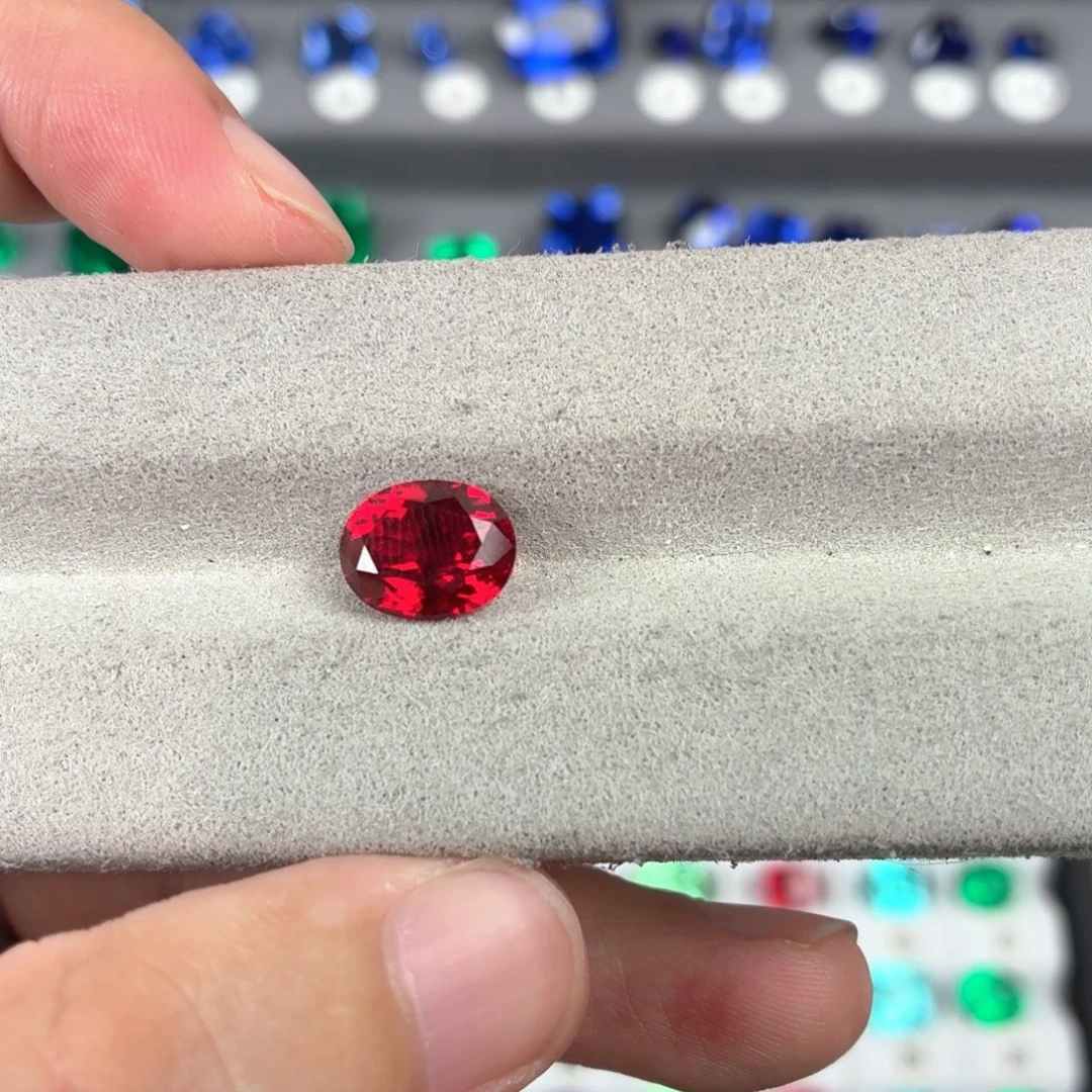 用***过裸石合成（培育）红宝石3.88ct