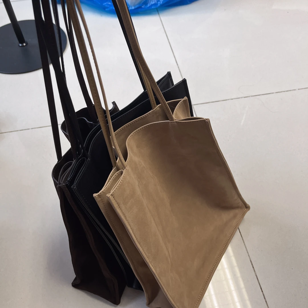 麂皮简约小tote单间包