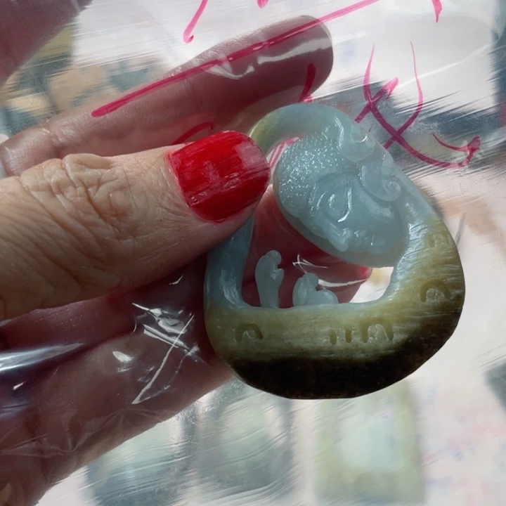 无***。未镶嵌定制翡翠毛货