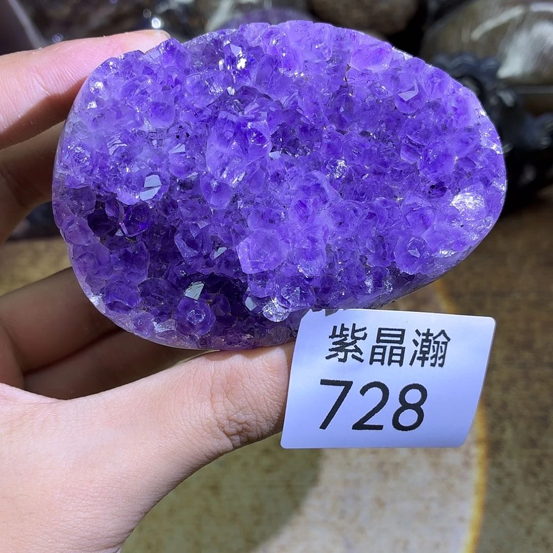 未镶嵌水晶大型摆件（非配饰）