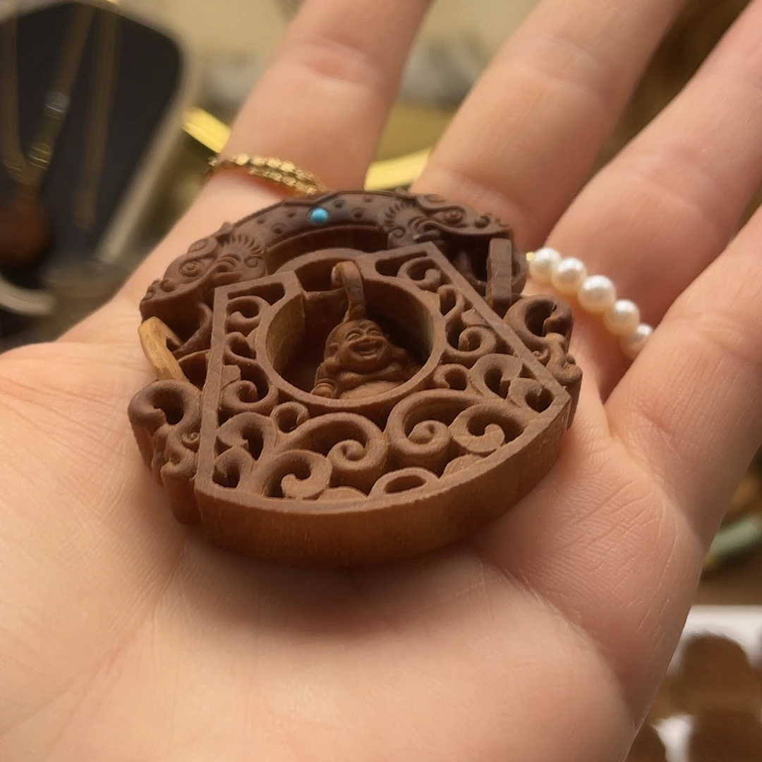 檀香木沉水弥勒牌