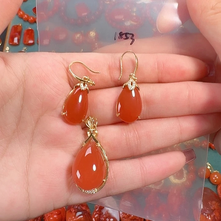 南红玛瑙银S925镶嵌耳饰