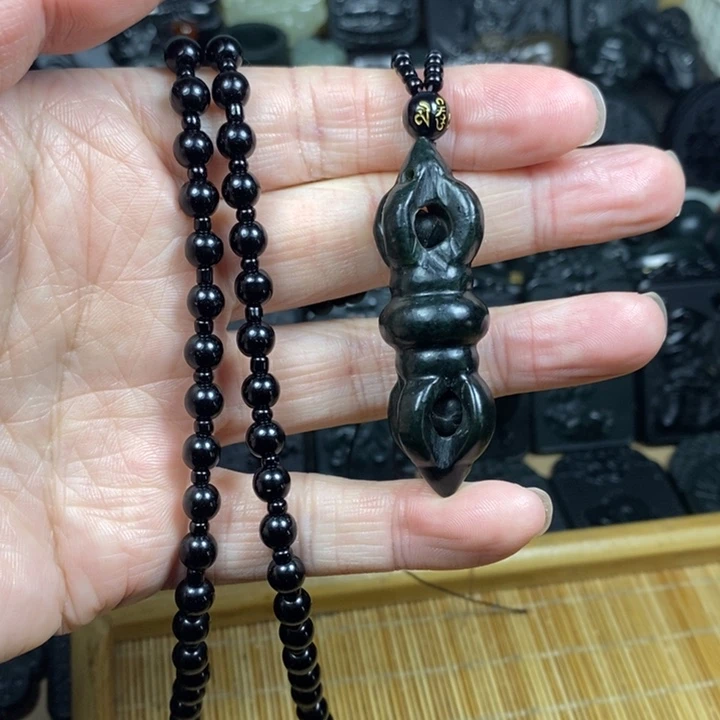 和田玉（青玉）未镶嵌颈饰