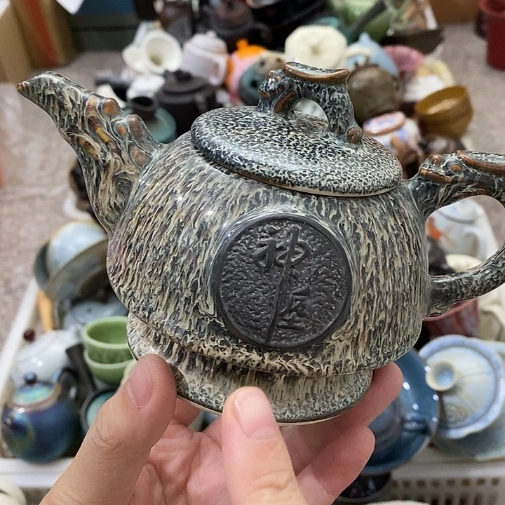 陶瓷艺术品及陶瓷壶壶