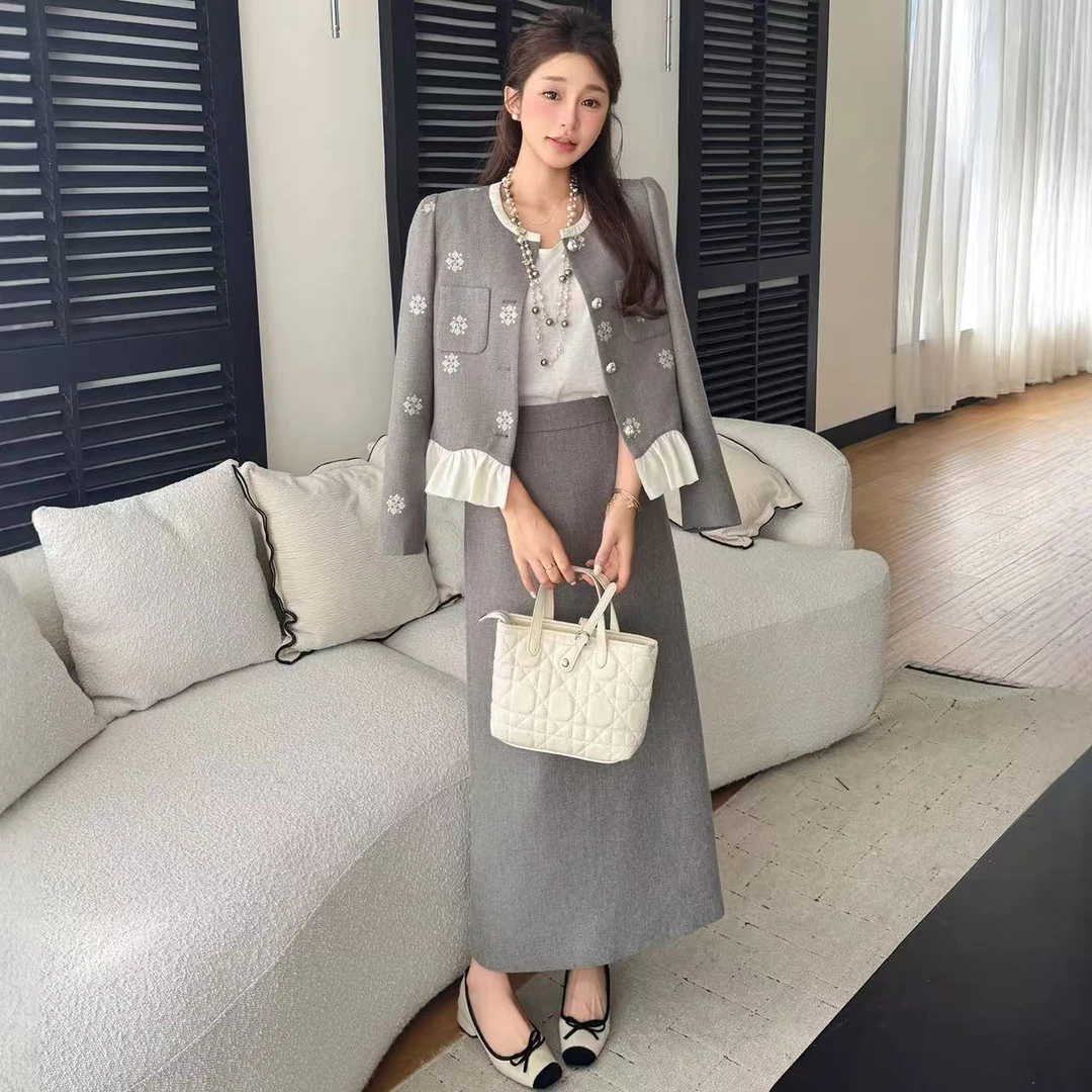 新款秋季韩系高级感时尚巨好看减龄穿搭一整套小香风套装裙女装