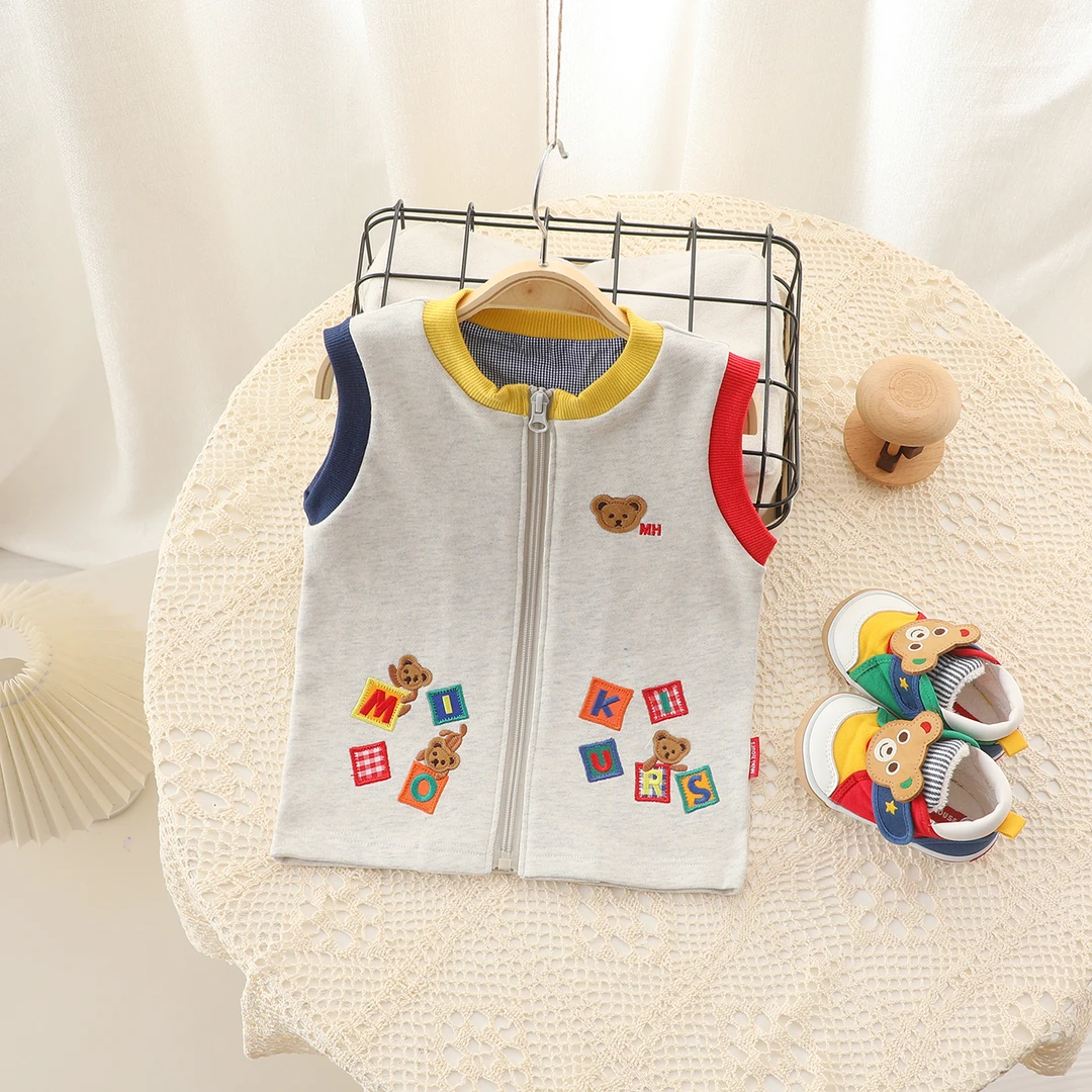 miki 春新款1日系卡通儿童马甲外穿纯棉男女童刺绣坎肩马夹399