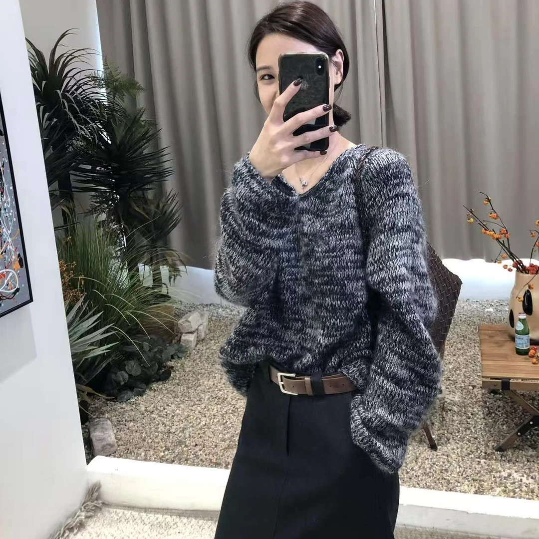 静奢针织 高品进口马海毛羊毛双色纱线 U领毛衣慵懒高级感毛衣女