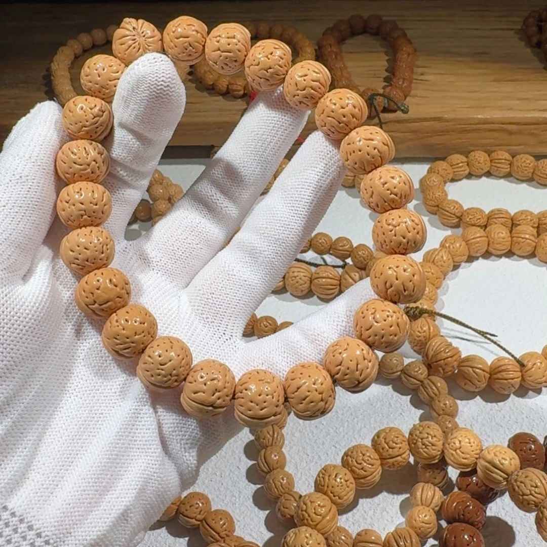 五***哥吊坠桃核精品桃核