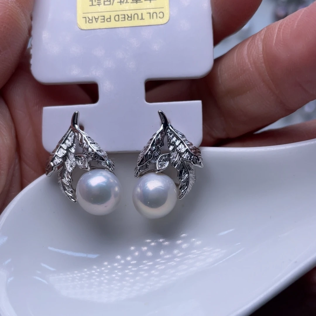 淡水珍珠耳饰未镶嵌