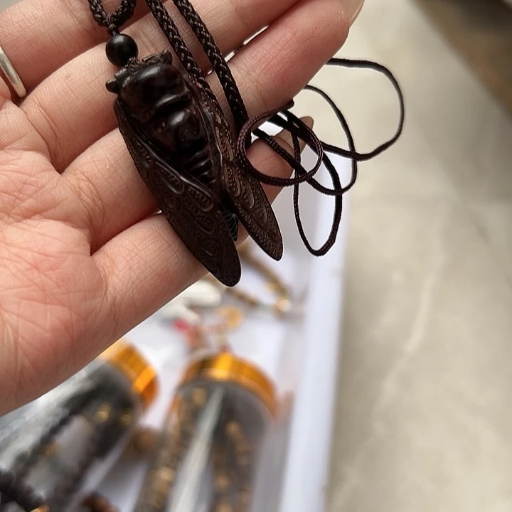 小叶紫檀小叶紫檀斤蝉项链