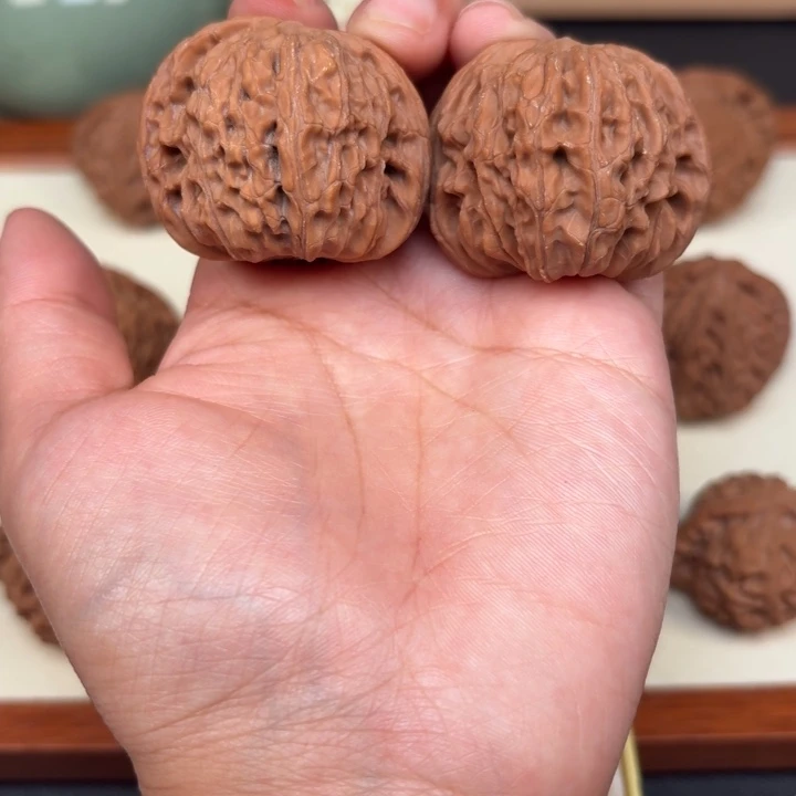 文玩核桃把件全品磨盘42