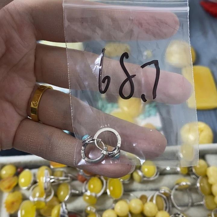 蜜蜡裸石银S925镶嵌耳扣