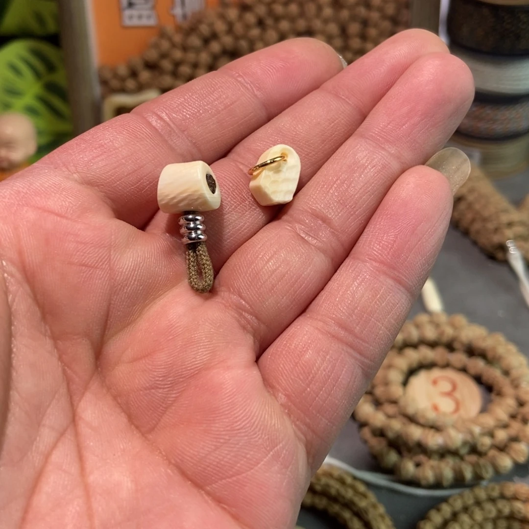 黑***桃吊坠柏香籽/百香籽