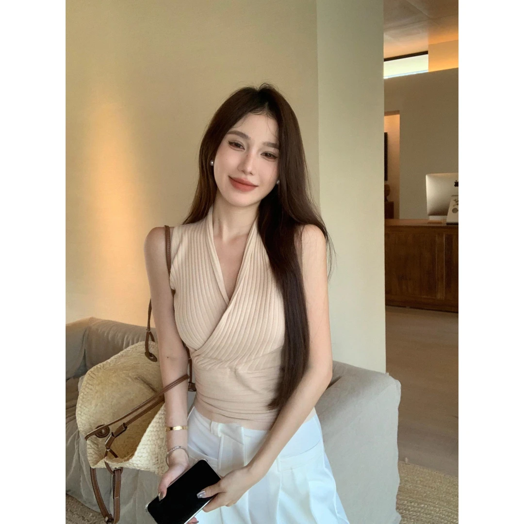 实拍 吊带显瘦气质夏设计感性感修身时尚无袖法式纯色背心上衣