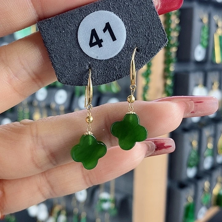 和田玉耳饰18K金镶嵌