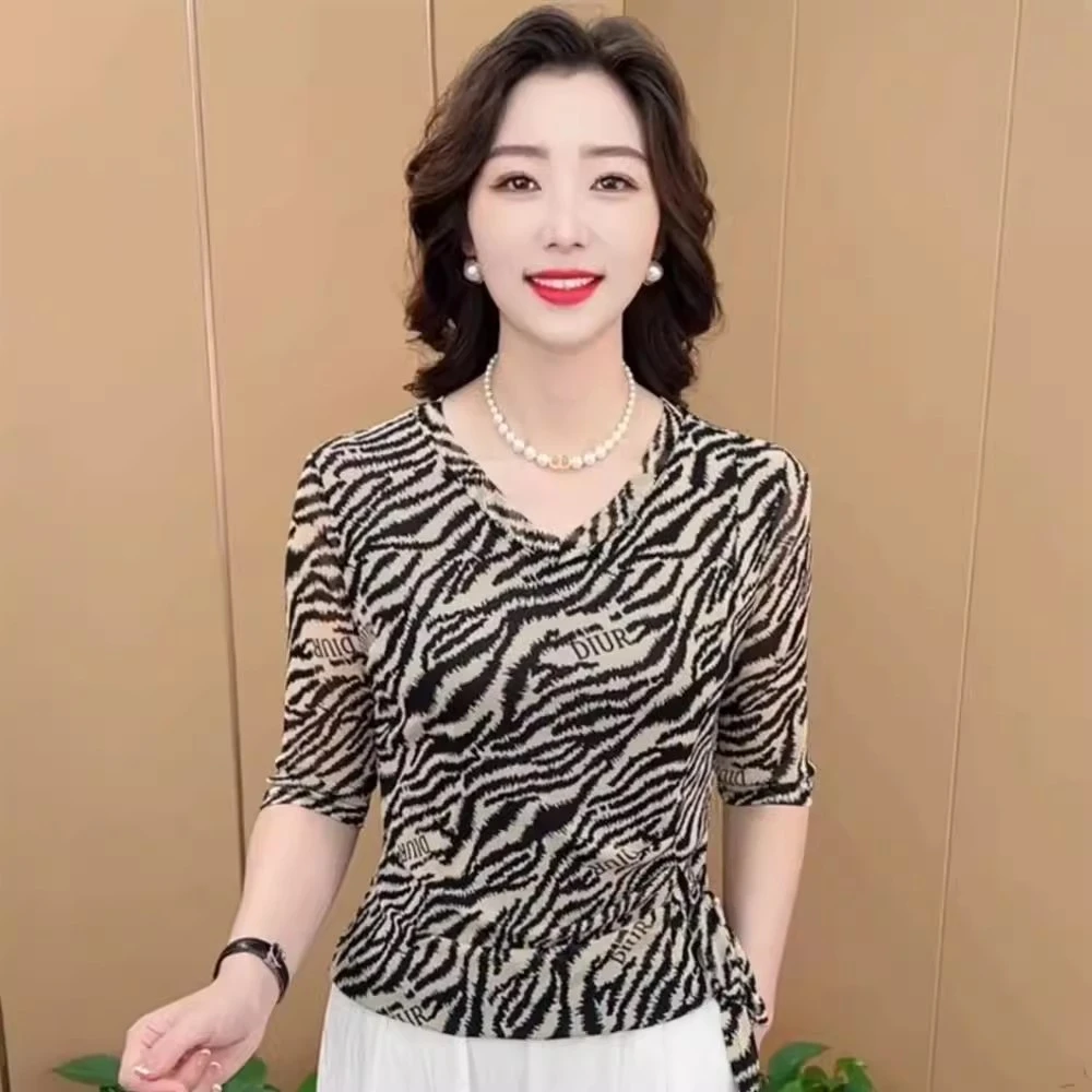 602#夏季款设计感V领时尚简约圆领短袖T恤洋气百搭修身显瘦上衣