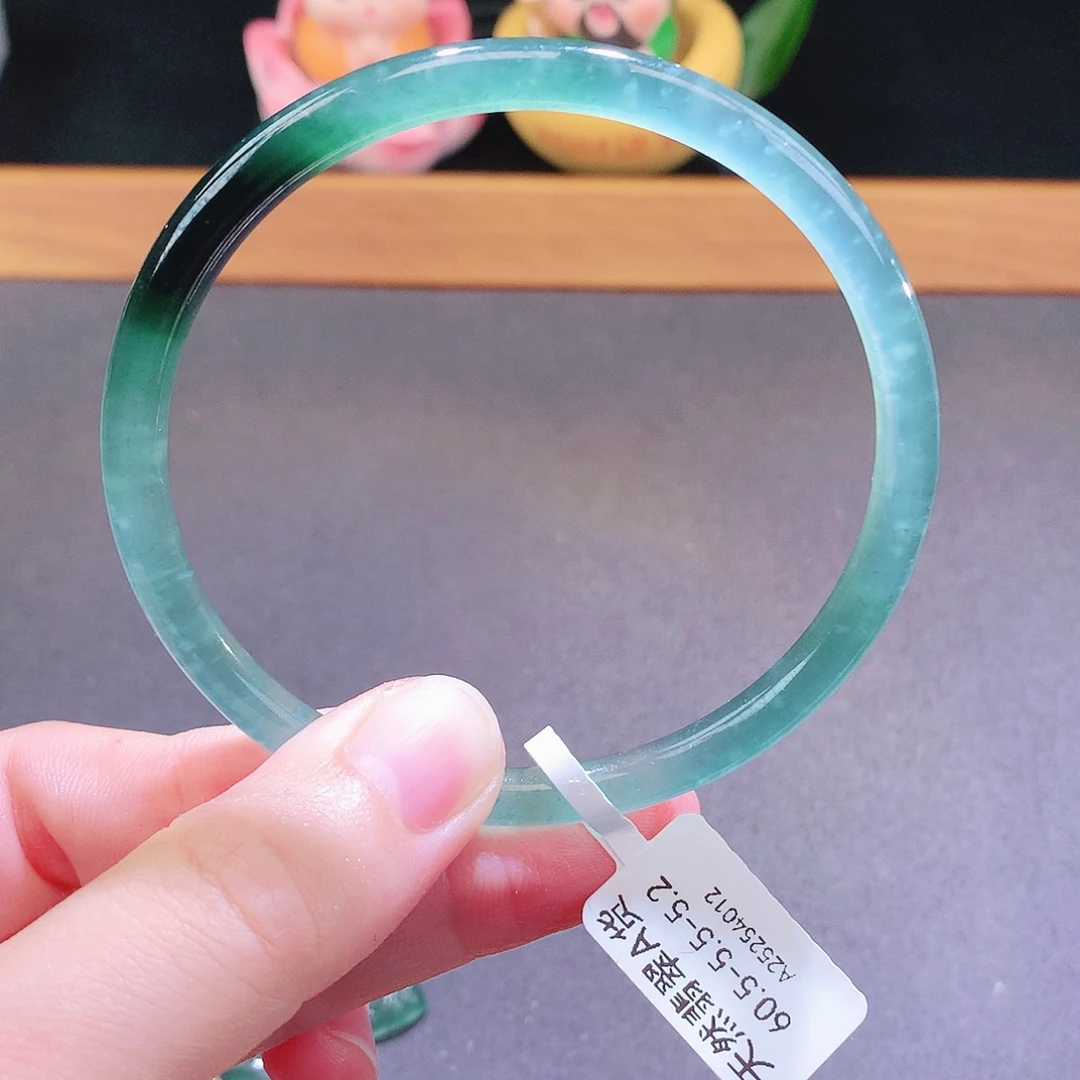 翡翠未镶嵌手镯天然翡翠