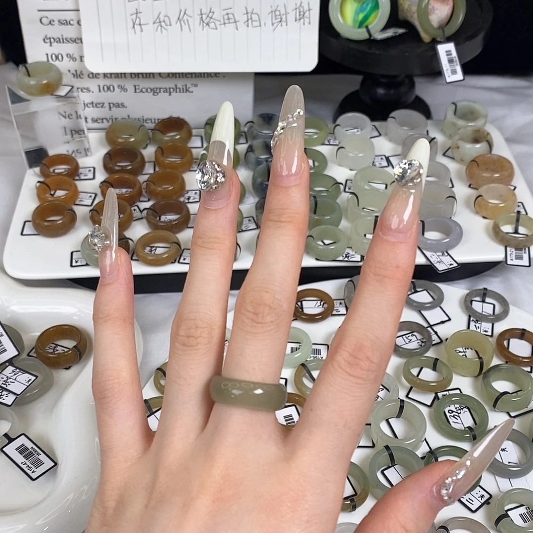 未镶嵌戒指和田玉z14