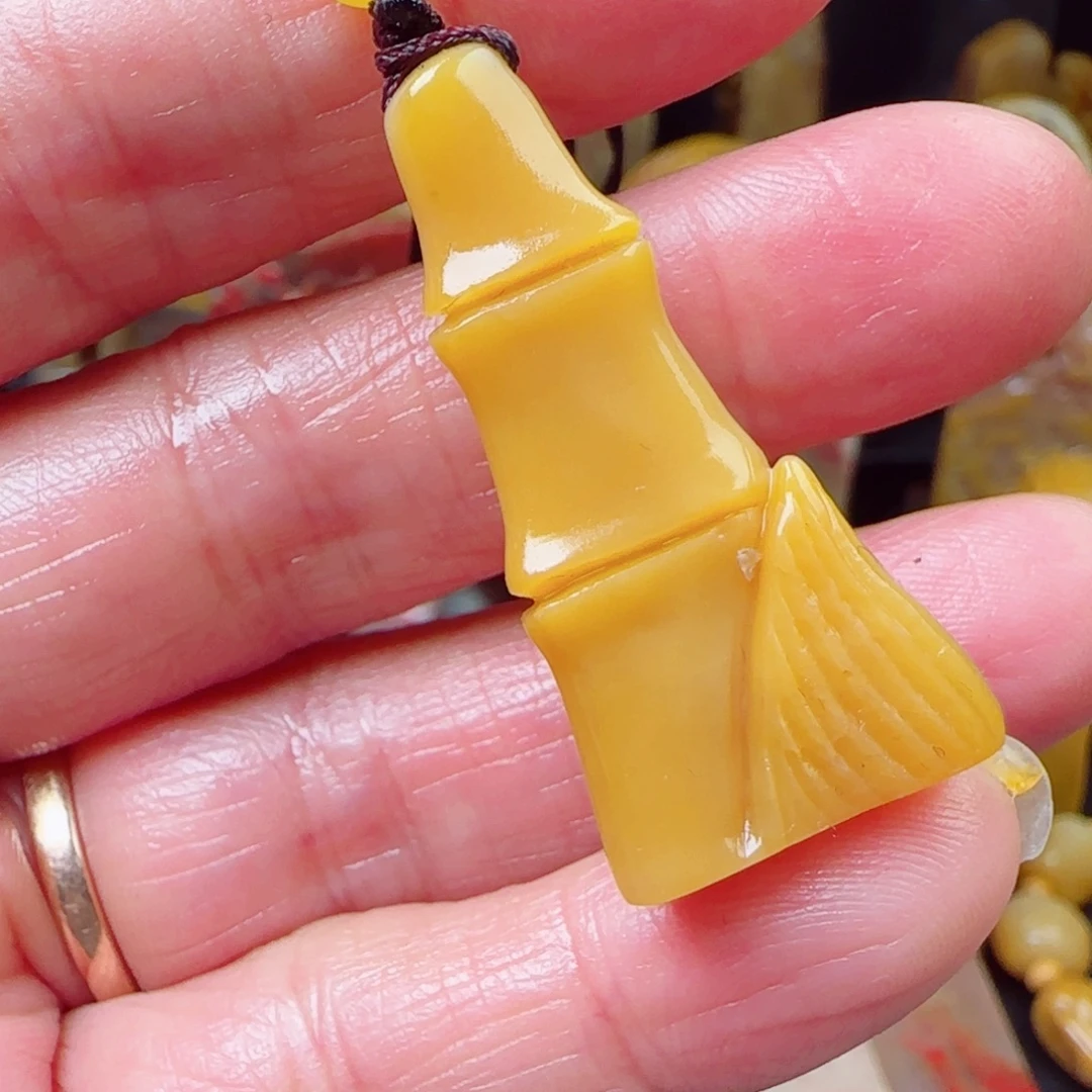 昌化石田黄石小精竹节