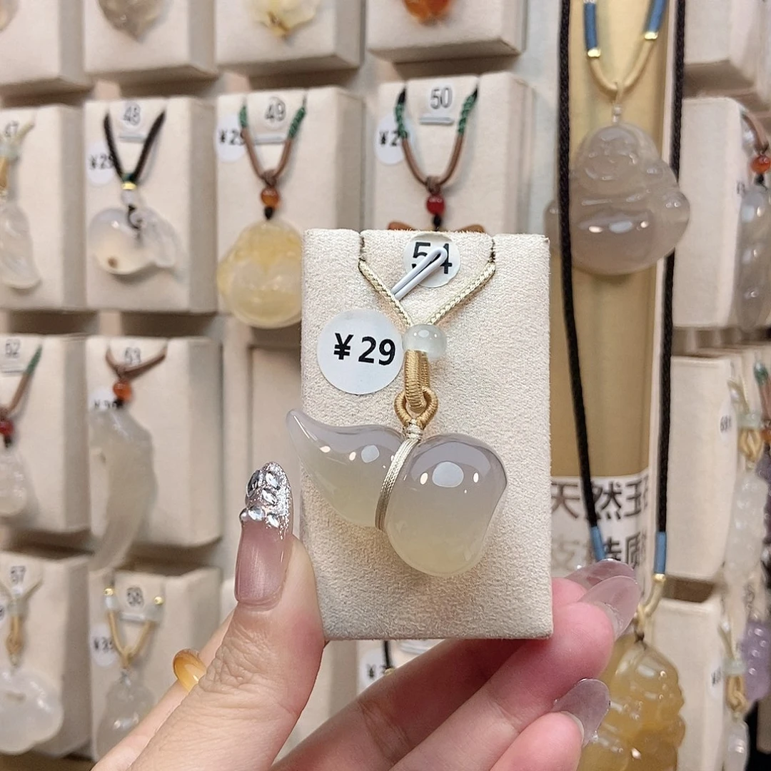 明***白玛瑙/玉髓未镶嵌颈饰