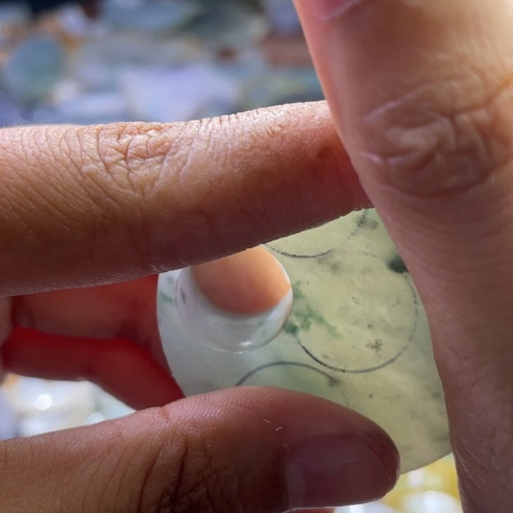 定制翡翠未镶嵌山*翡翠定制