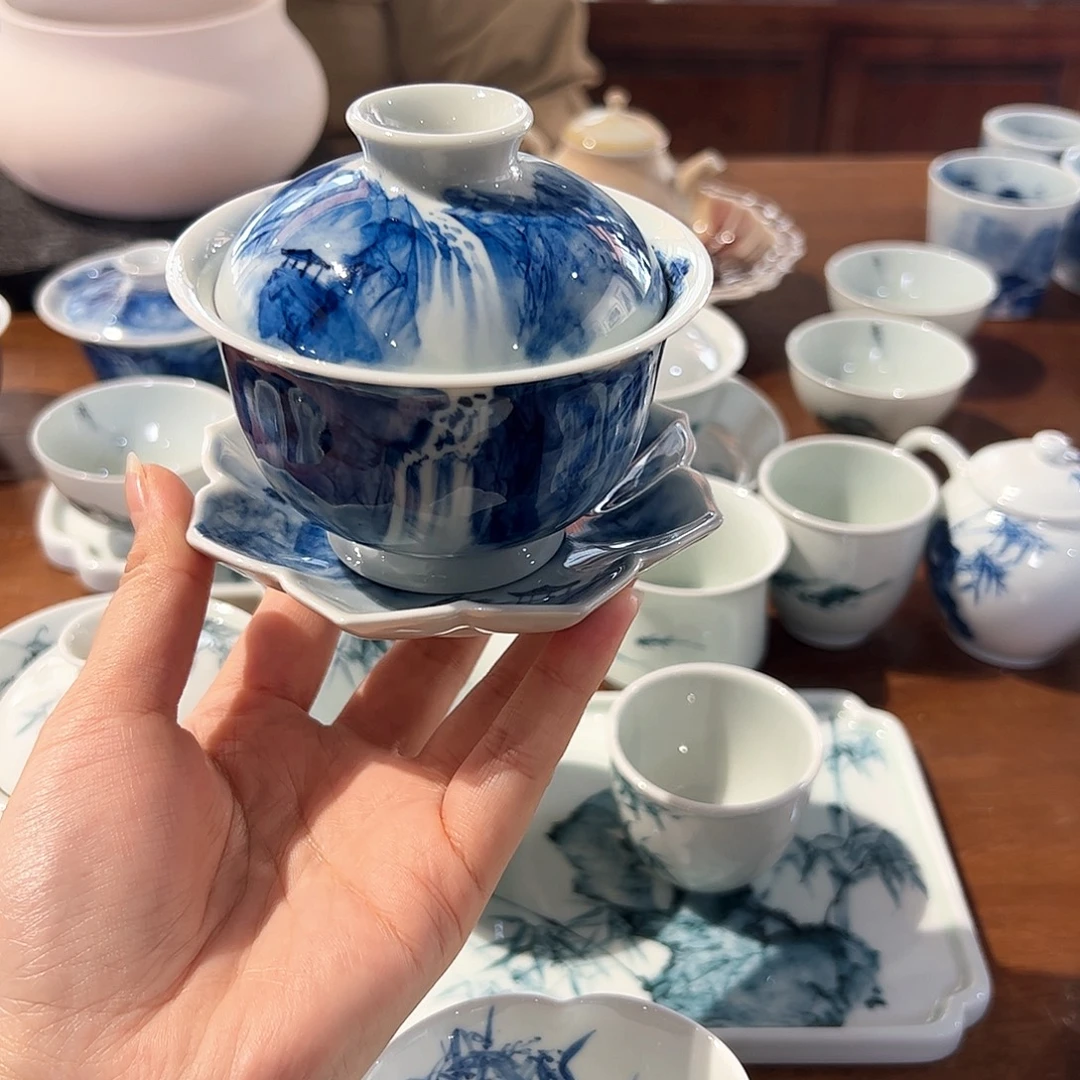 正***%青花手绘山水盖碗