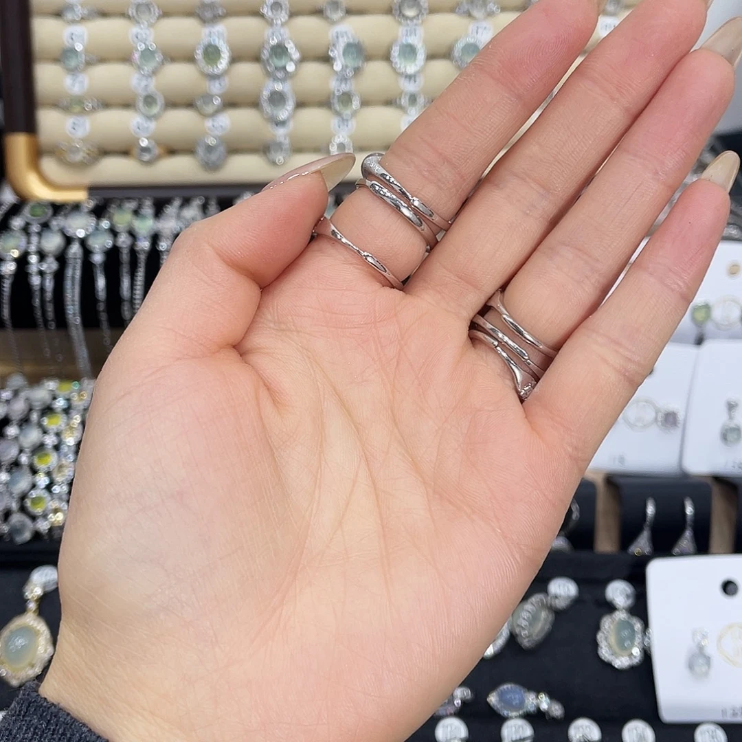 芙蓉石银S925镶嵌耳饰