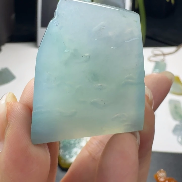 定制翡翠未镶嵌翡翠