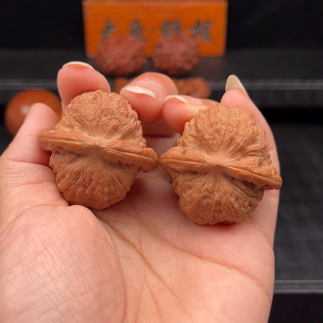 【闪购商品】文玩核桃吊坠原树血麒麟39