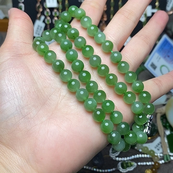 D***r和田玉未镶嵌手链