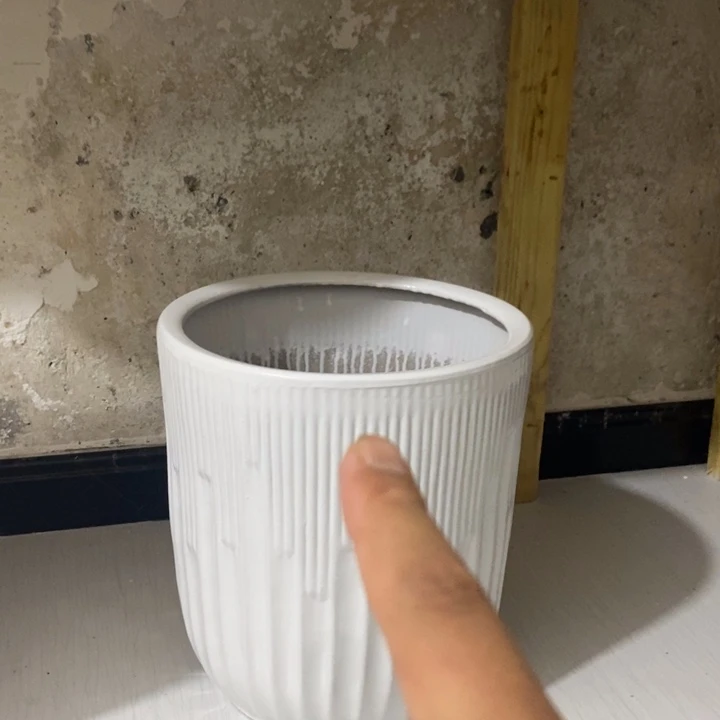 陶瓷花盆微瑕一个