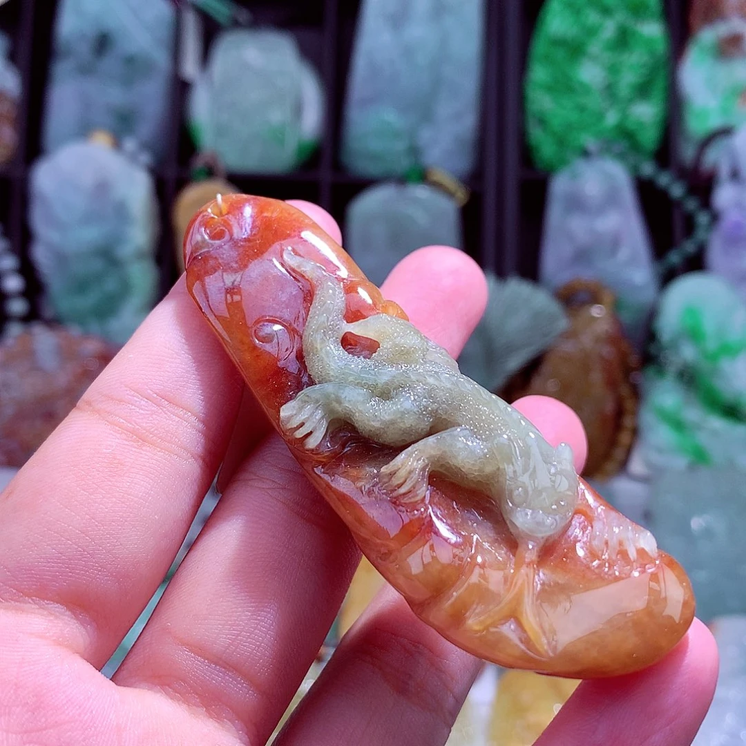 颈饰未镶嵌翡翠天然