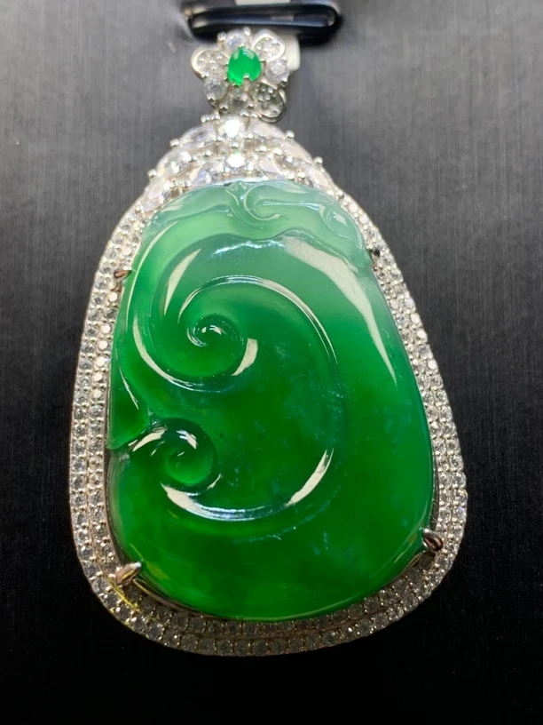 翡翠A货S925银正阳绿如意吊坠01