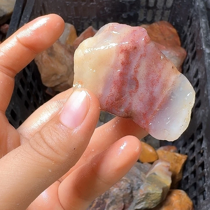 喵***主寿山石寿山石的颜色