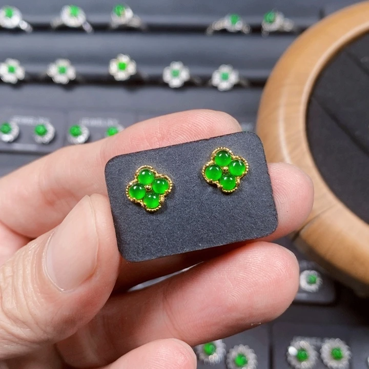 翡翠未镶嵌耳饰天然翡翠款式多人