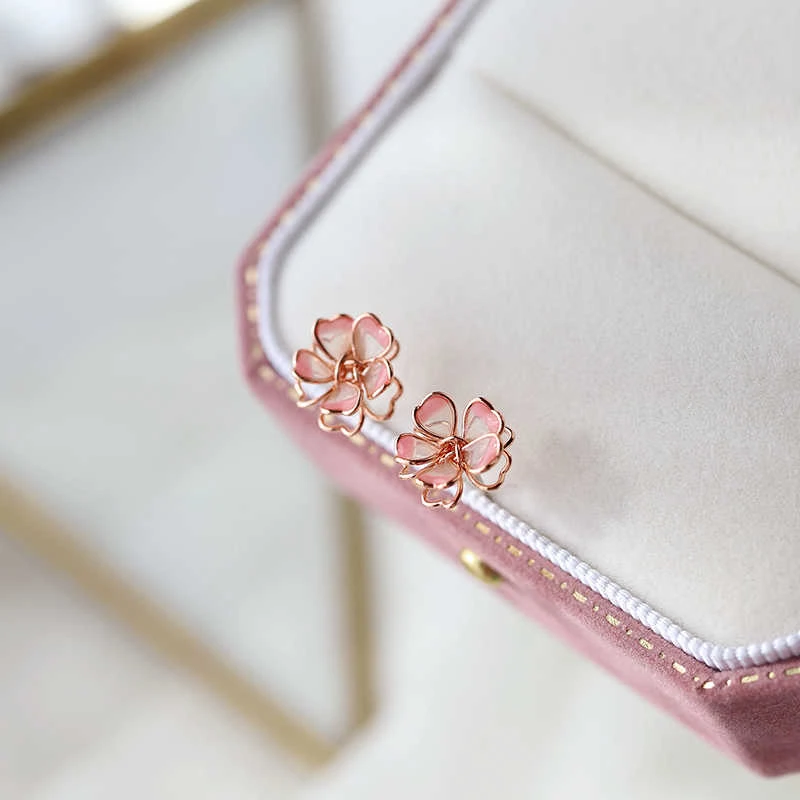 合金耳饰 粉色樱花耳钉女夏新款甜美花朵耳环小众设计感高级耳饰