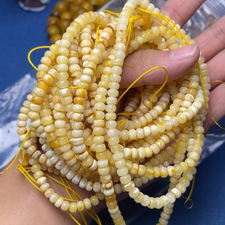 未镶嵌琥珀珠宝奇石