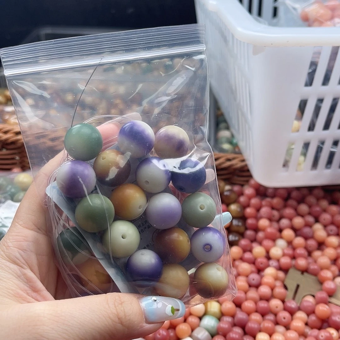 白玉菩提吊坠z微瑕锅底16mm/15颗