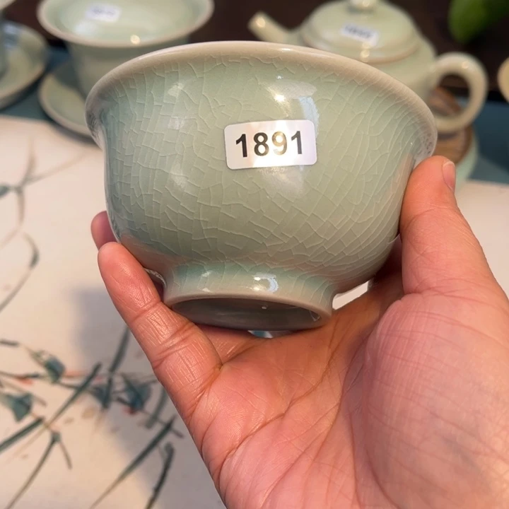 瓷摆件手工压手杯大瑕1891