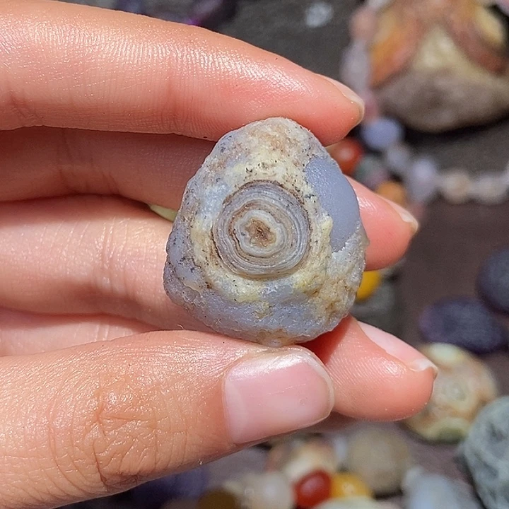 玛瑙/玉髓珠宝半成品合金验*官