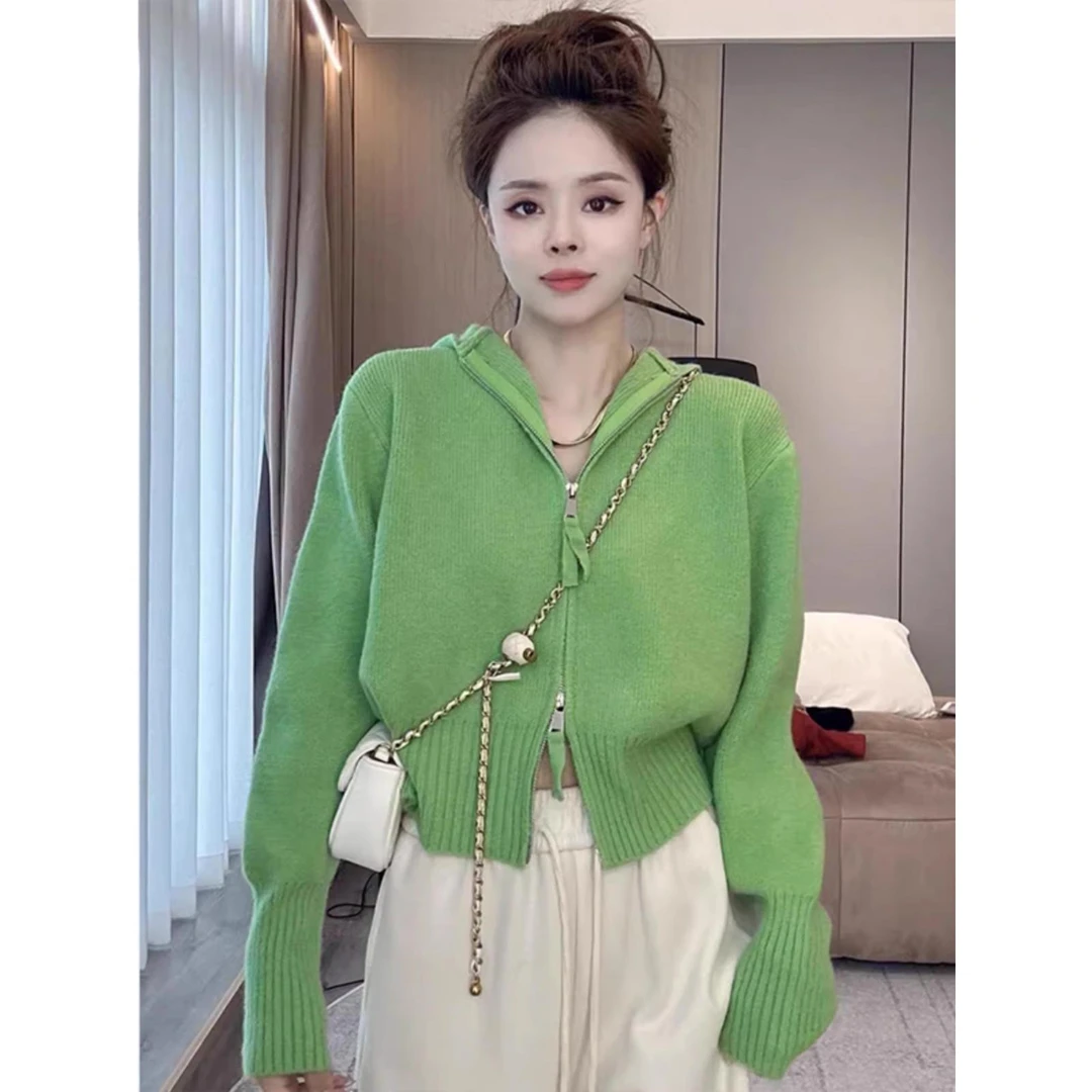 网红炸街套装女秋冬连帽针织开衫毛衣外套束日温柔软糯半裙套装