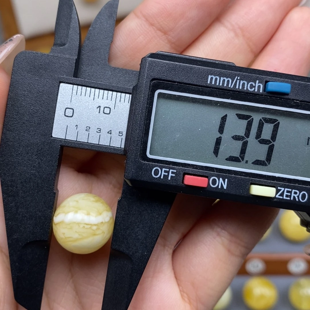 蜜蜡未镶嵌珠宝奇石阿****芦