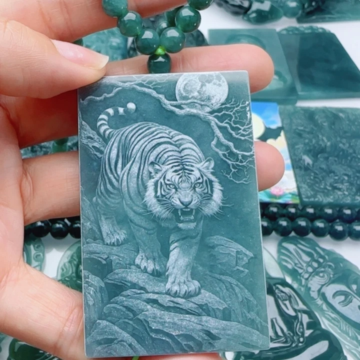 翡翠未镶嵌颈饰多样性发货天然A货翡翠